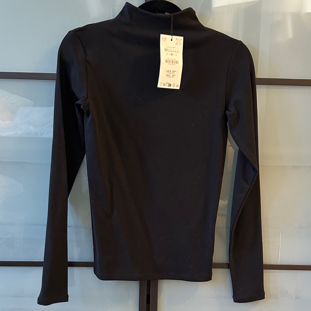 Zara Women's Black Long-Sleeve Mock Neck Top